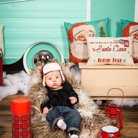 Meet your Posher, Liv - Picture 1 of 1